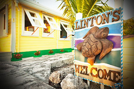 Linton's welcome sign greets you when you arrive by ferry or boat.